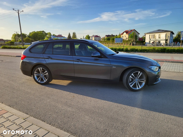 BMW Seria 3 320d Sport Line - 6
