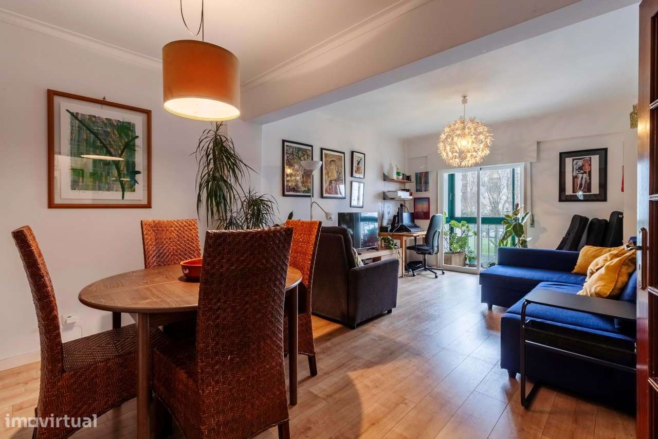 Apartamento T2 c/ 2 Wcs Totalmente Remodelado na Rinchoa, Sintra-5