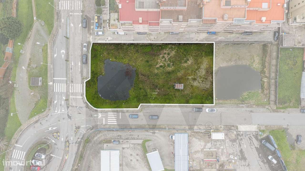 Oportunidade Única em Valongo: Terreno com Loteamento Aprovado para 36 - Grande imagem: 3/21