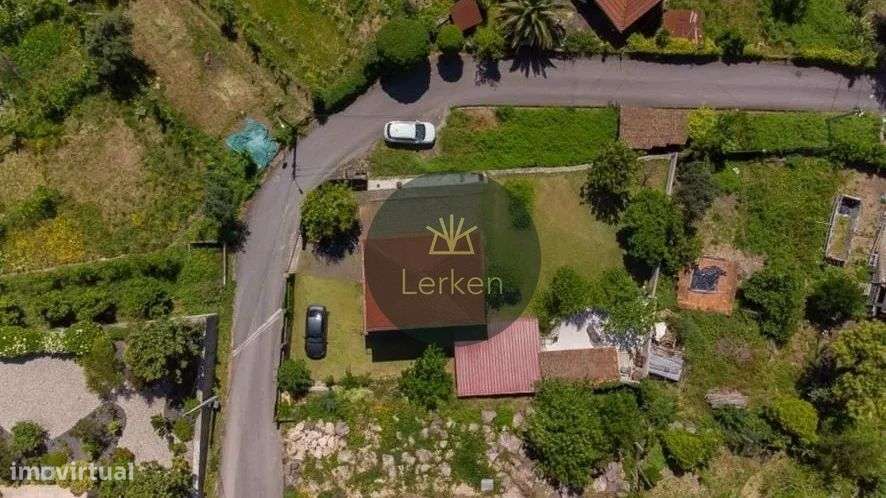 No coração do Gerês Moradia T4 com Jardim e Potencial para turismo-24