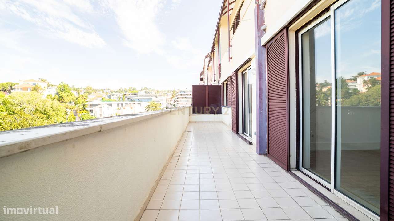 Apartamento T3 com Vista Mar – 5º Andar – A Dois Passos do Casino Esto-46