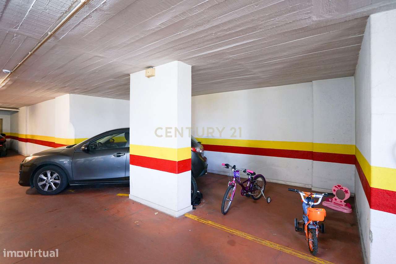 Apartamento T3 na Quinta Grande, Alfragide-24