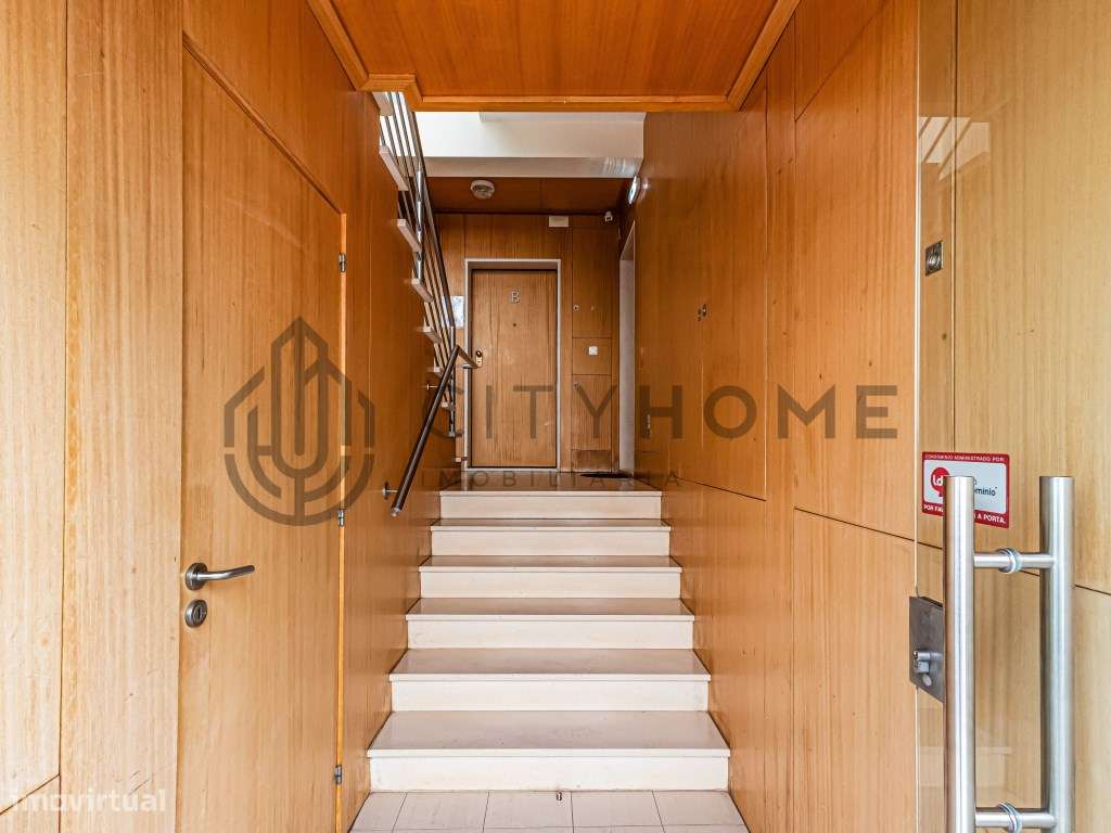 Apartamento T2 com garagem e vista mar a 400m da praia-21