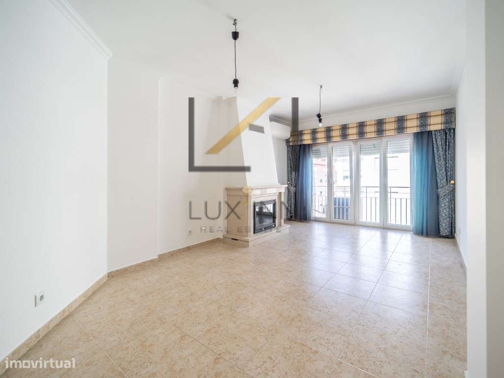 Apartamento com 3 quartos, lugar de garagem e arrecadação - Grande imagem: 4/30