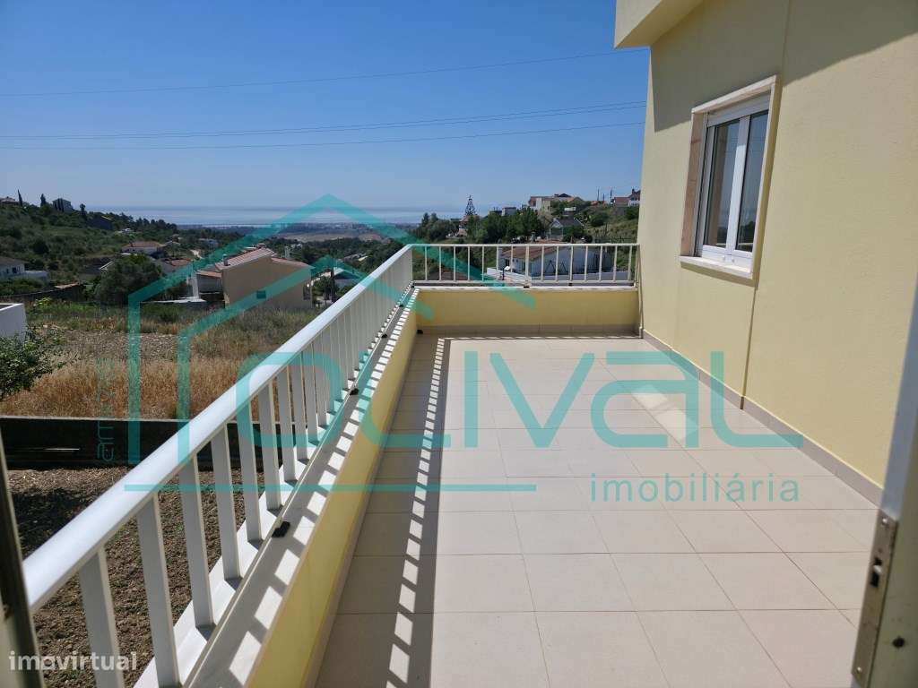 Moradia Independente T6 com terreno, ** com vista panorâmica sobre ...-19