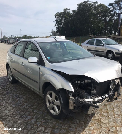 Ford Focis II 1.6 TDCi 110cv 5P 2005 - Para Peças - 7