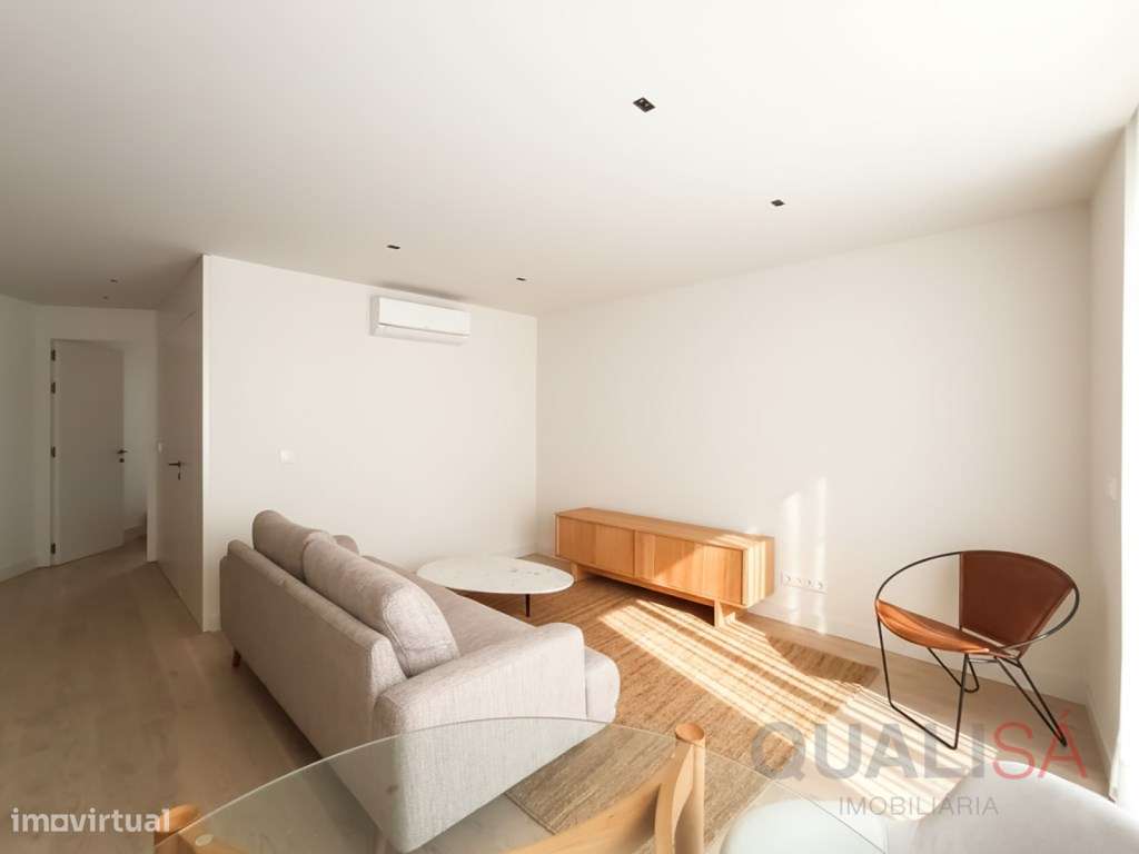 Apartamento T1 novo com terraço, equipado e mobilado, localizado na... - Grande imagem: 5/23