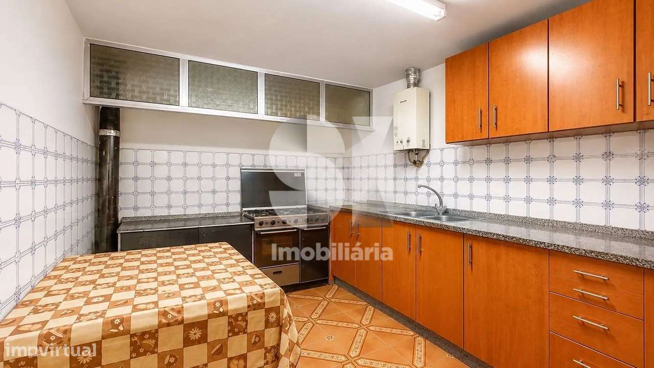 Moradia T3 - São Cipriano-17