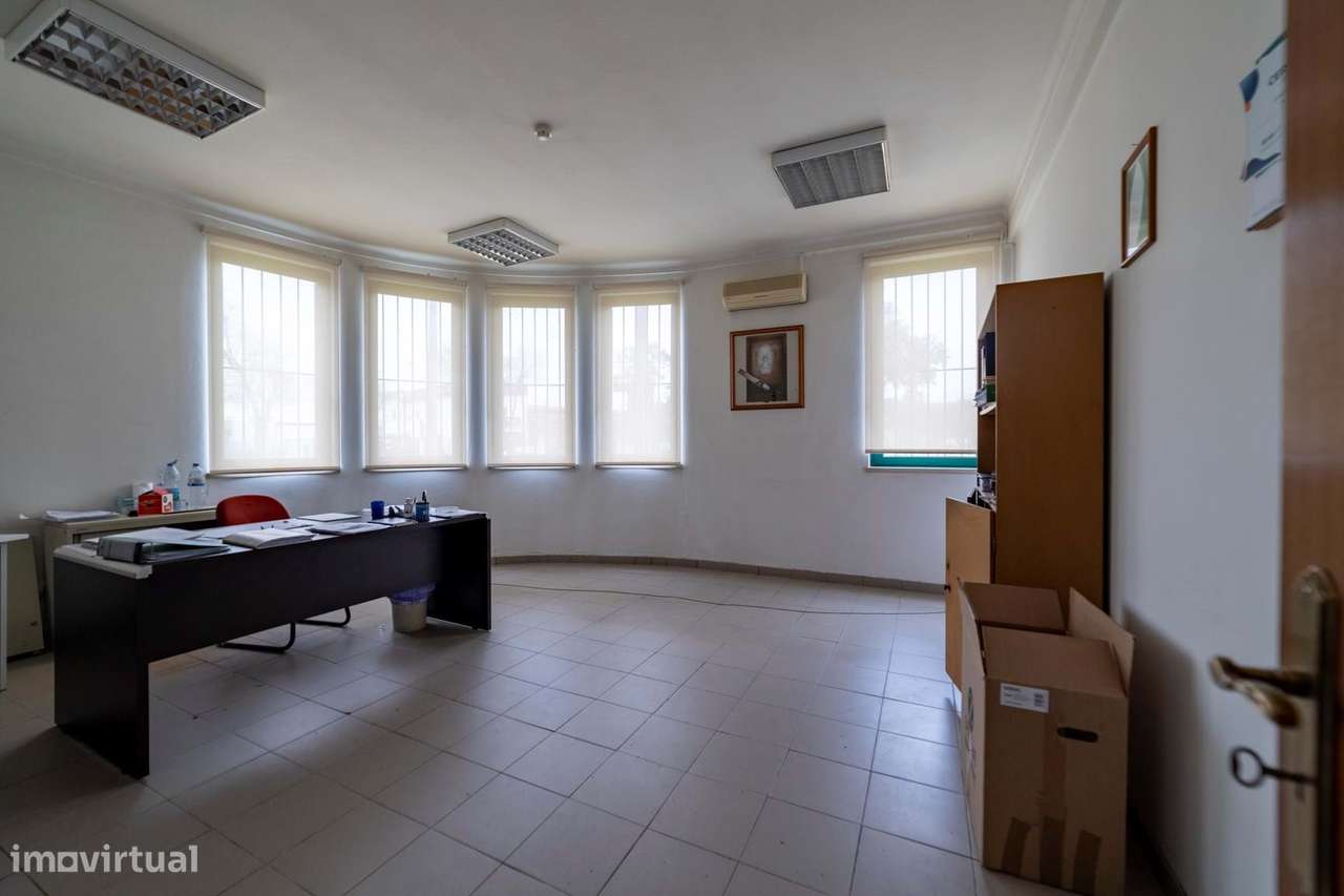 Armazém  Venda em Almeirim,Almeirim-8