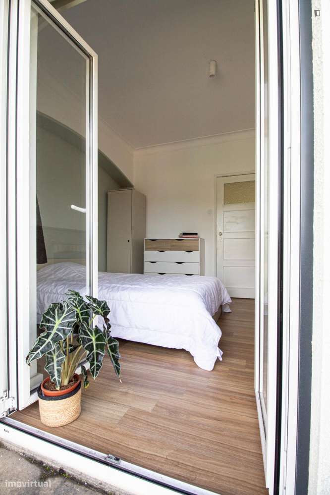 Quarto - localizado em Guimaraes - Grande imagem: 5/12