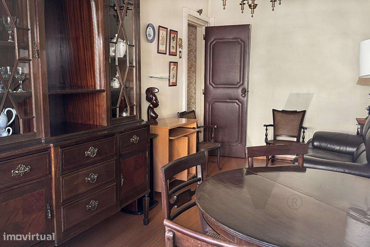 Apartamento T2 Centro Damaia de Cima-31