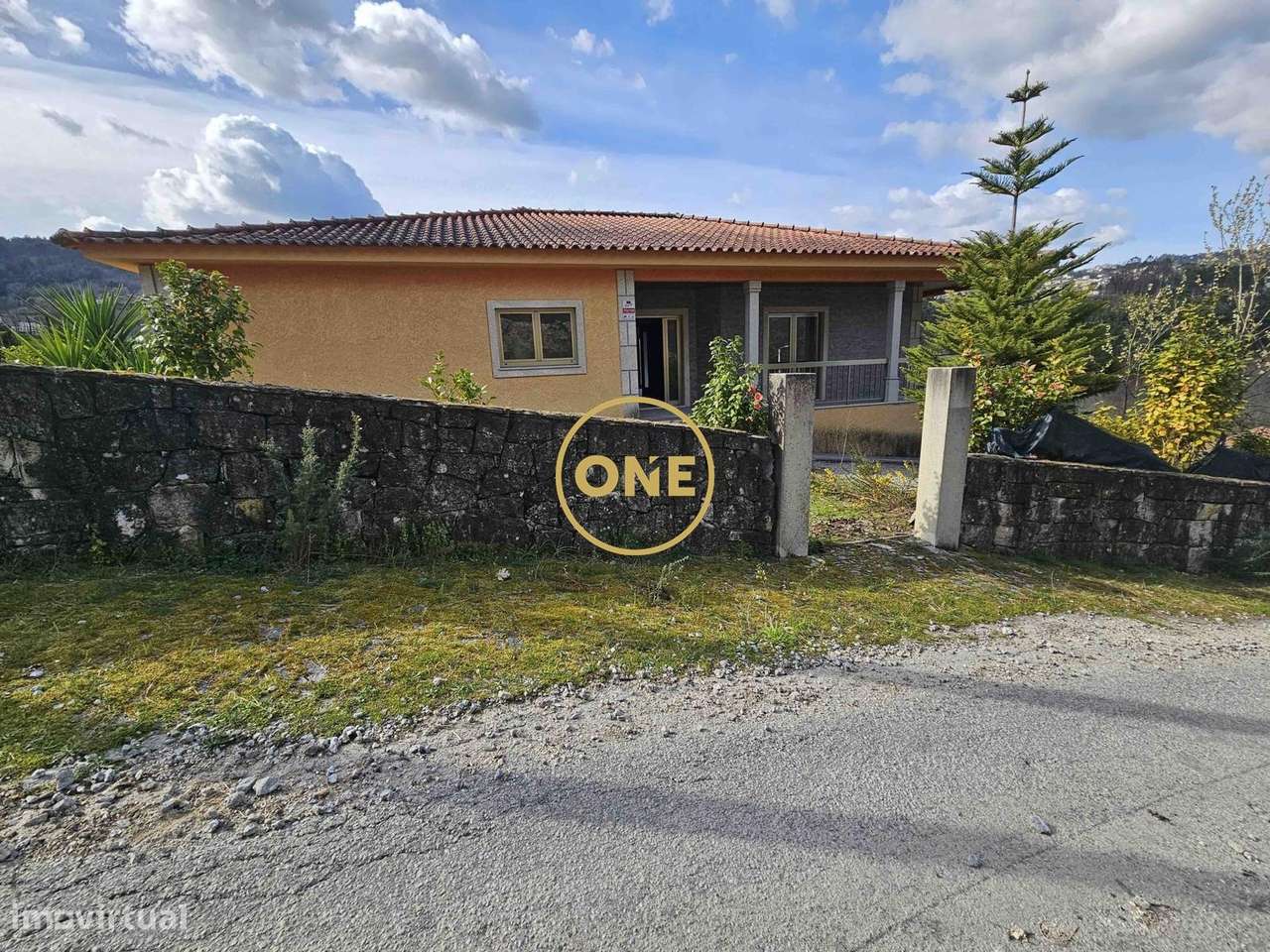 Moradia T4 , Celorico de Basto - RETOMA DE BANCO ! - Grande imagem: 4/14