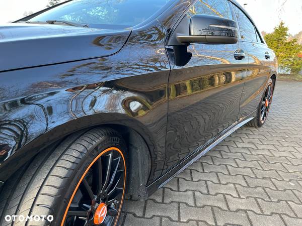 Mercedes-Benz CLA Shooting Brake 200 (CDI) d Orange Art Edition - 19