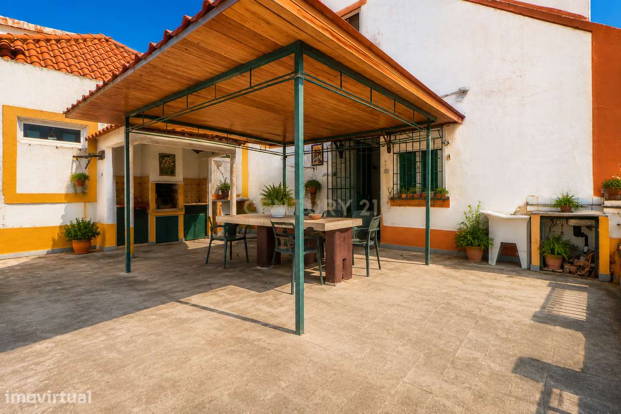 Moradia de Charme de 1926 com Jardim Centenário – Uma Oportunidade Úni-43