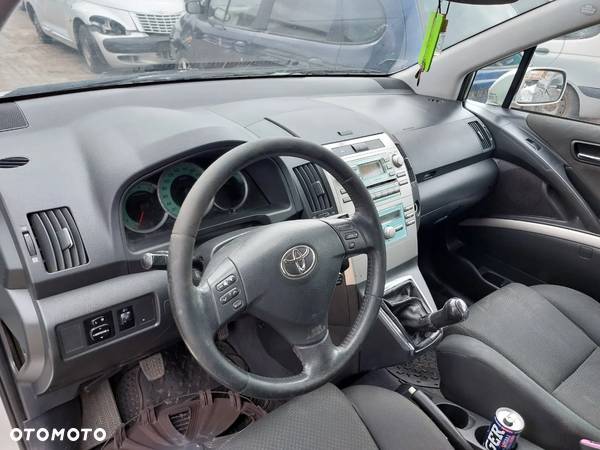 Toyota Corolla Verso 2005 r na części - 6