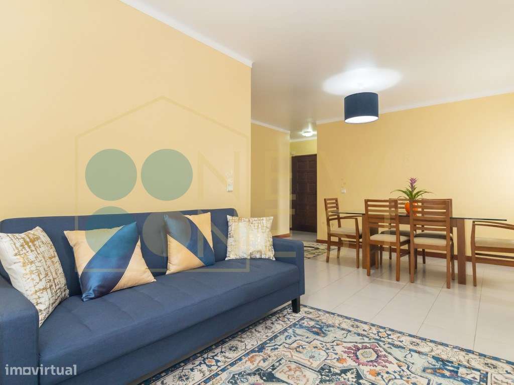 Apartamento T2 em Vila Maria - Semi-Renovado e Mobilado-17