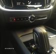 Volvo V60 B4 D R-Design - 25