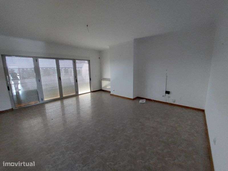 Apartamento T2 para arrendar, em Elvas, localização e vista fabulosas - Grande imagem: 5/7