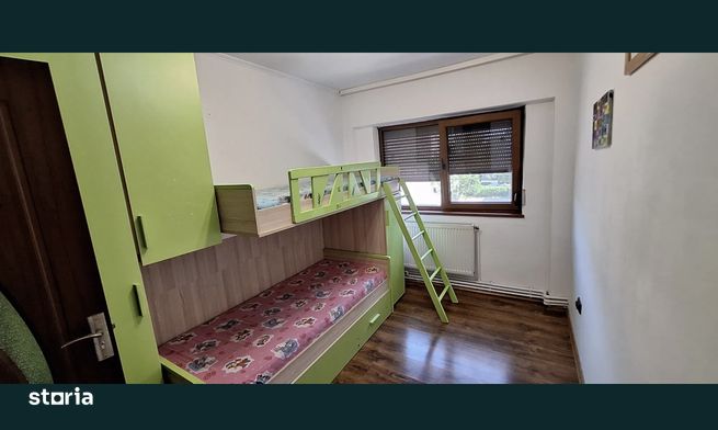 Apartament cu 3 camere de vânzare în zona Vidin-2