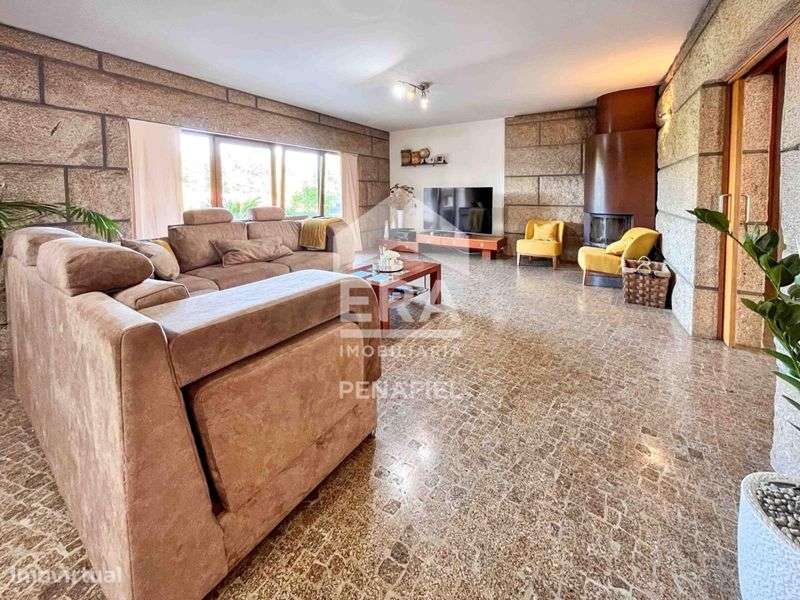 Excelente moradia v4 com piscina e um jardim paisagistico - Grande imagem: 5/8