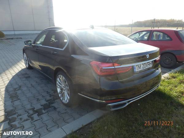 BMW Seria 7 750d xDrive - 21