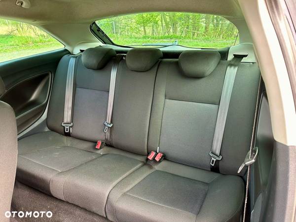 Seat Ibiza SC 1.6 16V Sport - 17