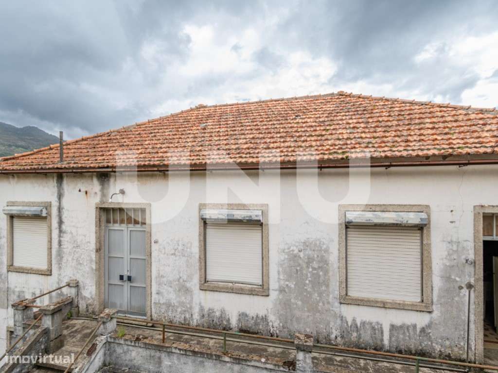 T5 Histórico com Garagem de 160 m² no Centro da Covilhã - Localizaç... - Grande imagem: 5/24