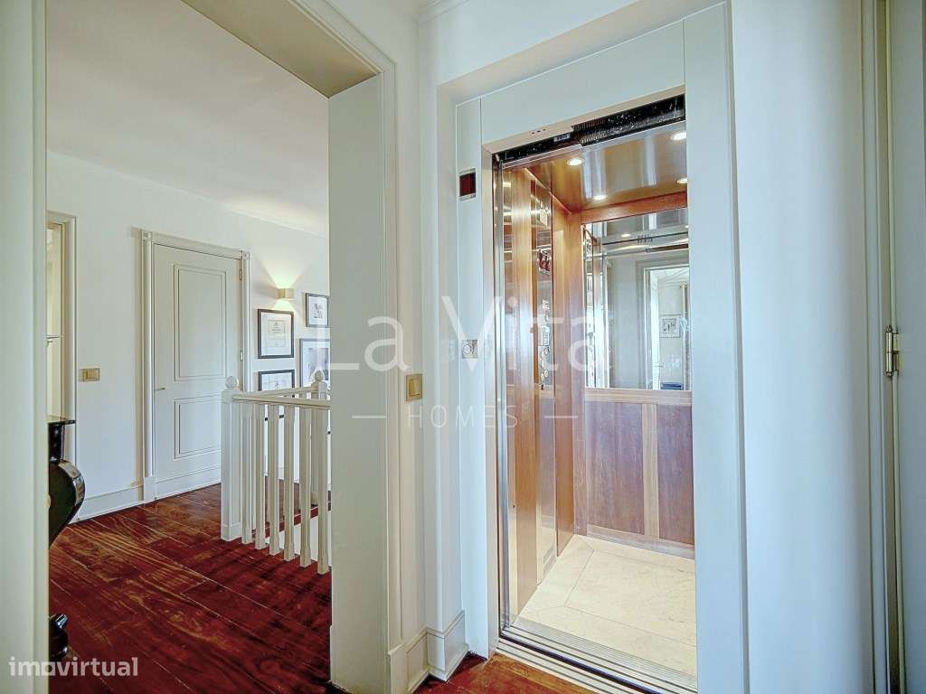 Apartamento T4 Duplex, em condomínio exclusivo no centro do Estoril.-37