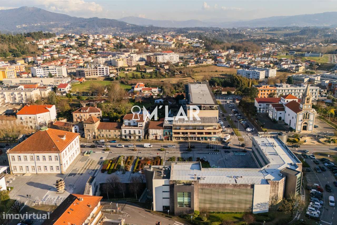 Apartamento T3 com piscina, Novo, no Centro de Vila Verde-38