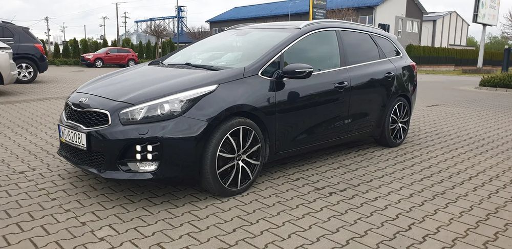 Kia Ceed II 1.6 CRDi 136 DCT ISG GT Line 2016