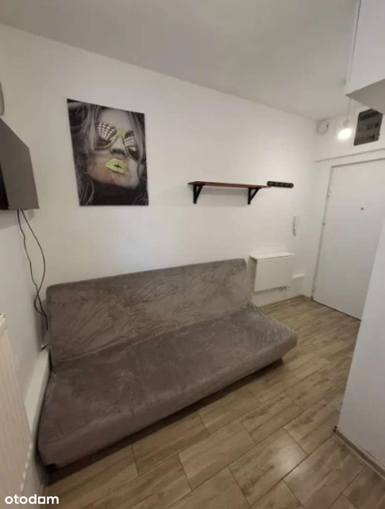 Mikrokawalerka -> idealna pod wynajem (przy ul.Wiatraczna)-2