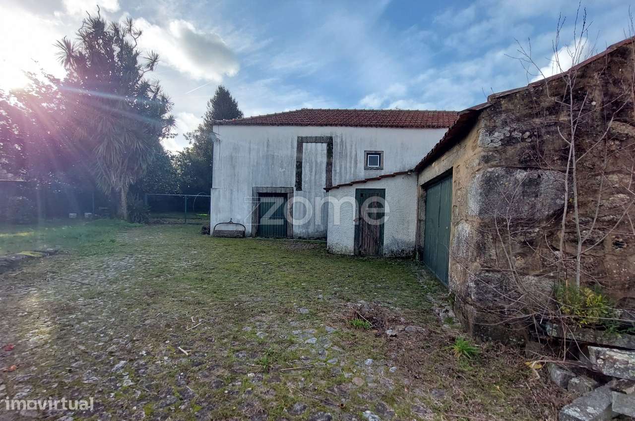 Quinta T4 com Terreno de 1.800 m² em Nogueira do Cravo-12