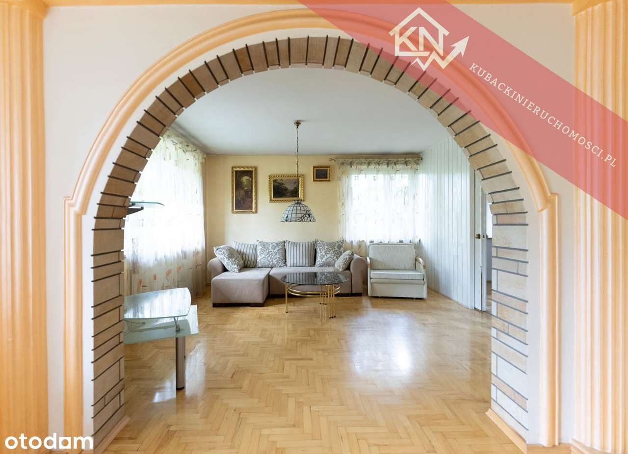 Przestronny dom w ponadczasowym stylu lub 2 oddzielne mieszkania-1