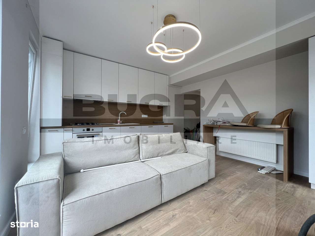 Apartament de 2 camere, 38mp, lux, parcare, zona Terra - Imagine principală: 1/7