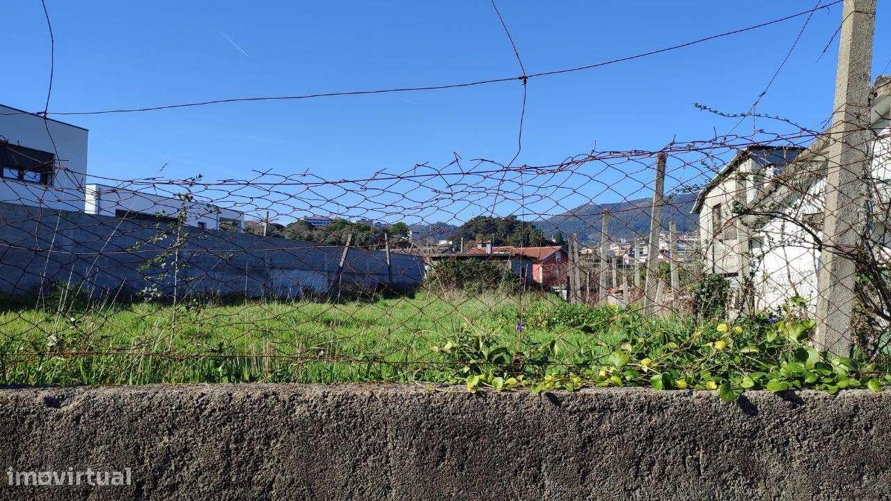 Terreno para construção em Ferreiros, Amares - Grande imagem: 4/8