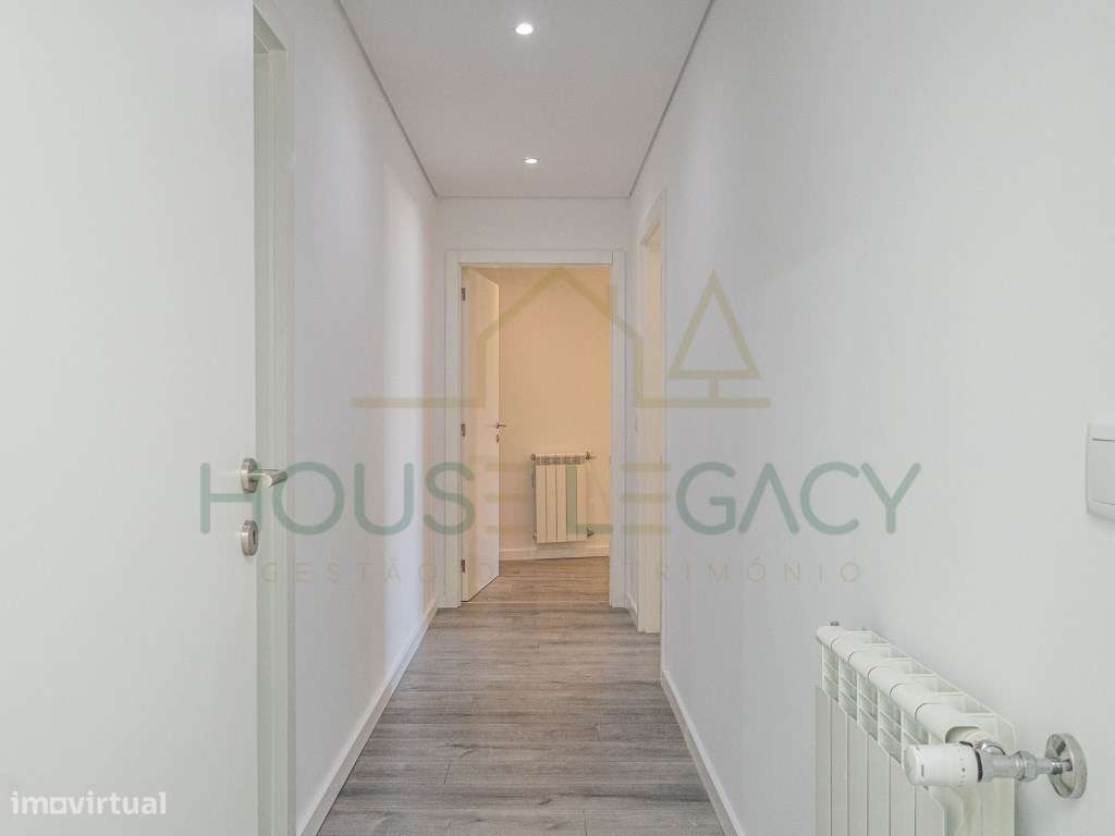 Apartamento T2 em frente ao Hospital São João-10