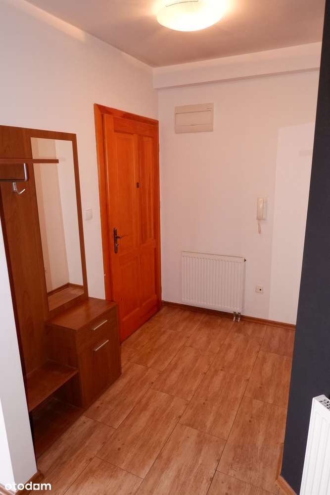 Przestronne mieszkanie z garażem i miejscem postojowym!!-8