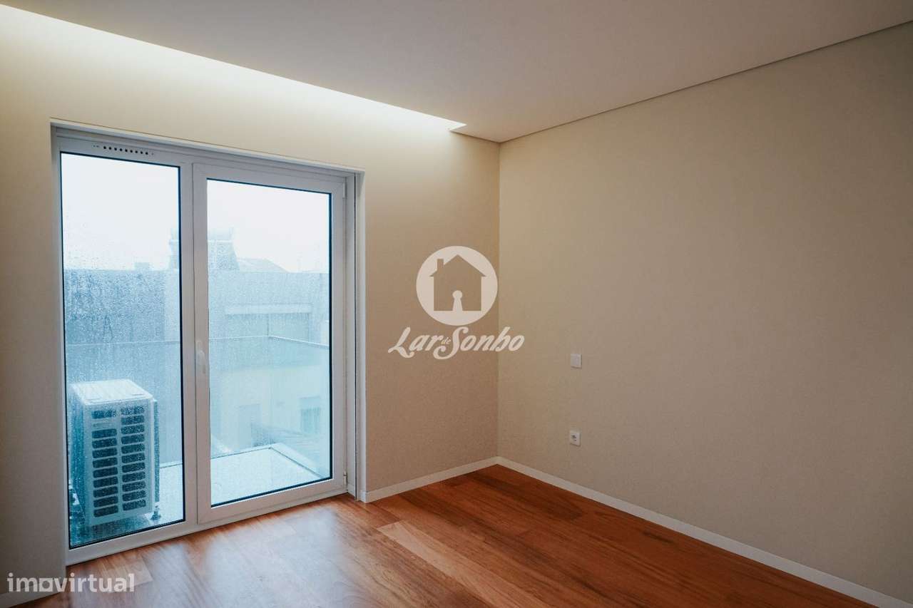 Apartamentos T3 Novos DESDE 441.200€ a 400m da praia da Póvoa de Va... - Grande imagem: 5/18