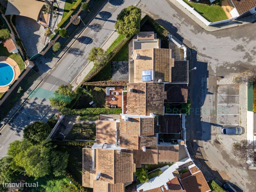 Moradia V2 com jardim, perto da praia, em Quarteira-24