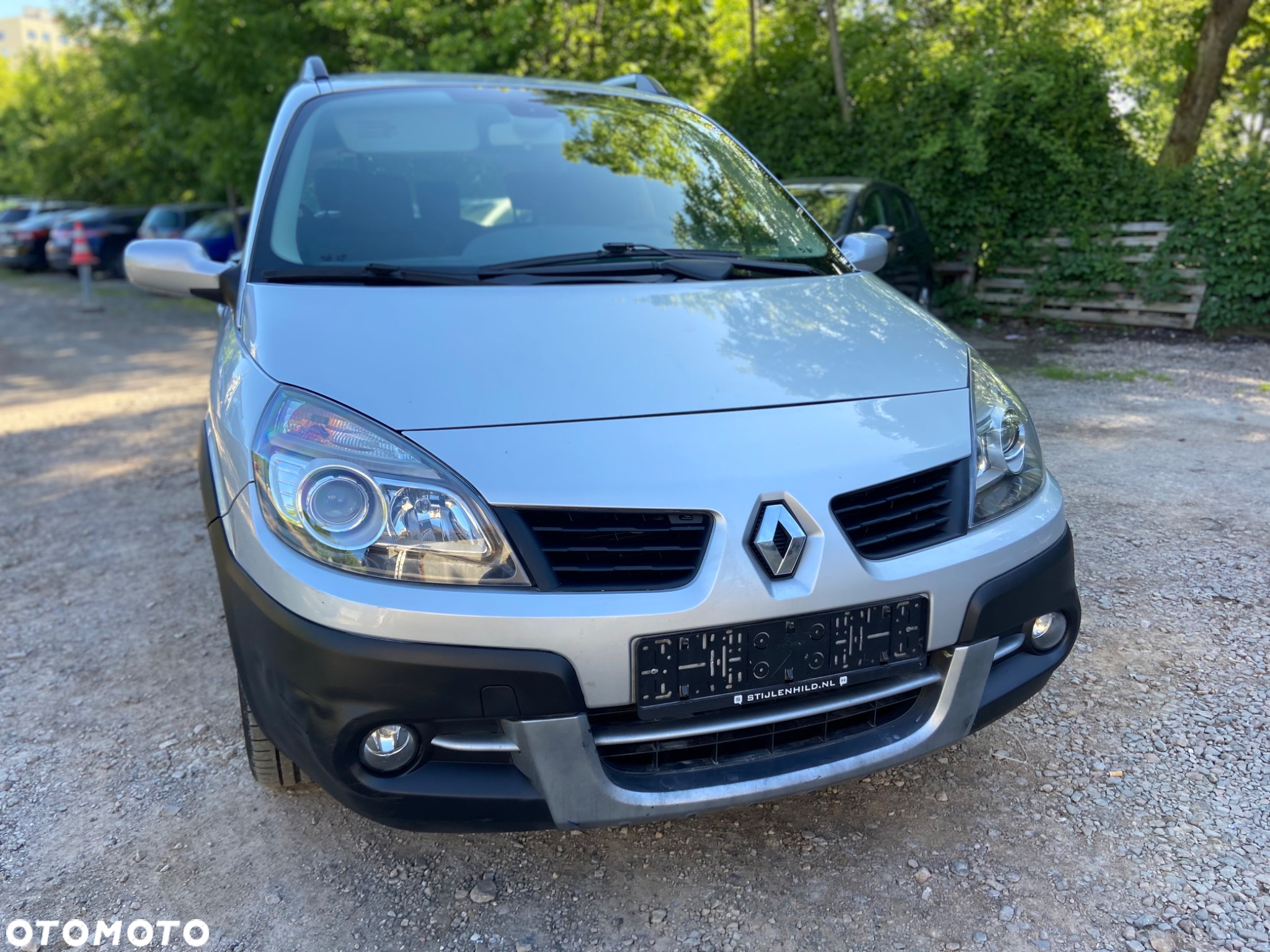 Renault Scenic - 4