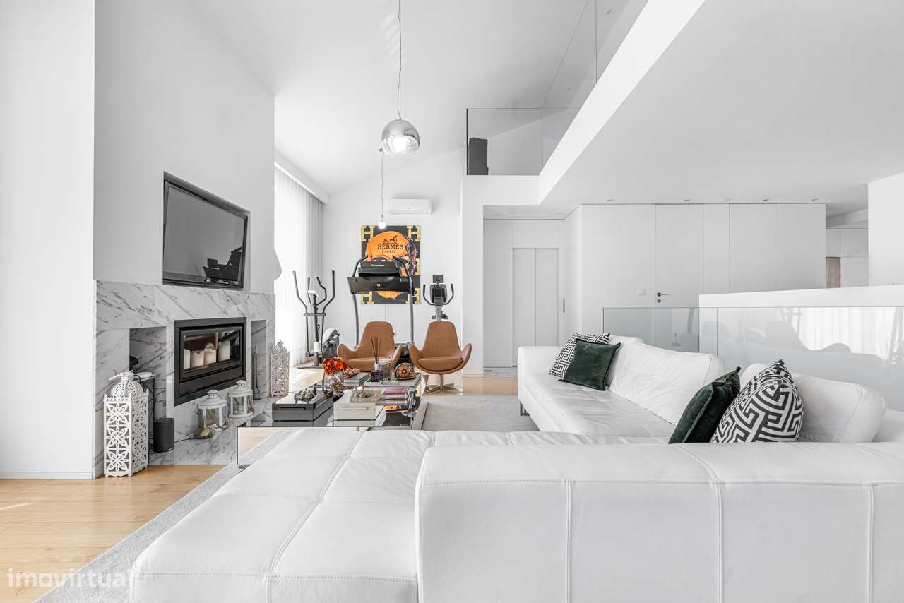 Penthouse T3 Triplex à venda em Braga-0