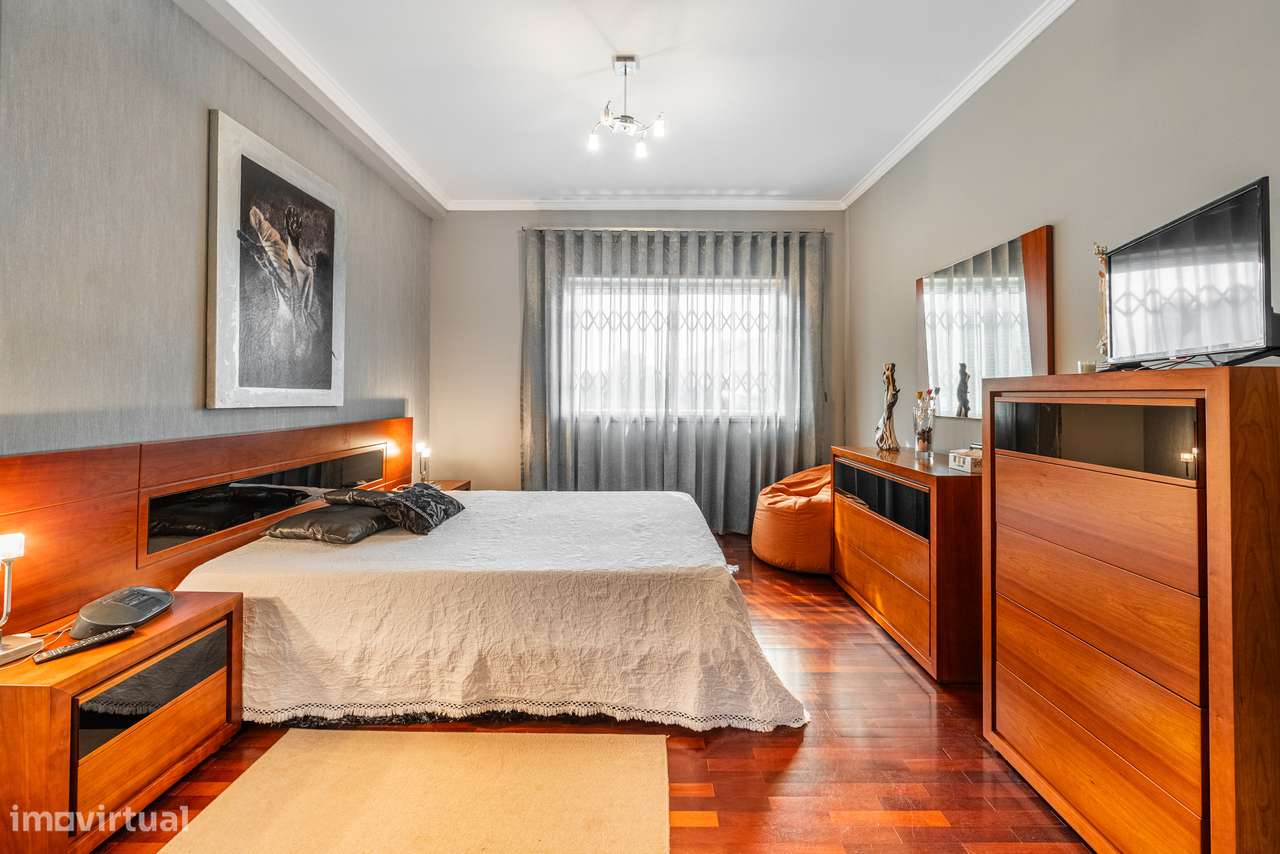 T2 em Arcozelo (V. N. de Gaia) com 114 m², Excelente Localização.-10