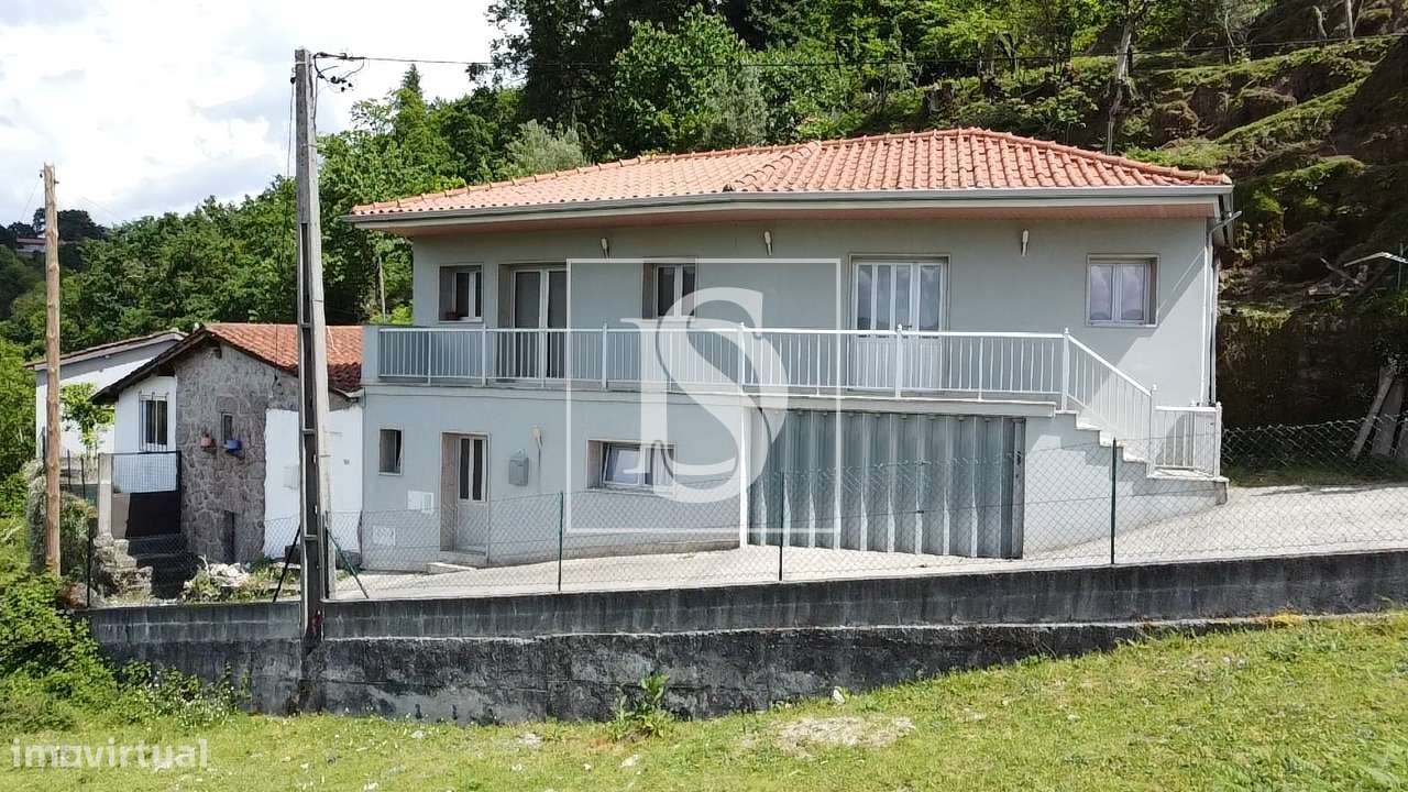 Moradia T2+1 Venda em Louredo,Vieira do Minho-40