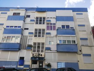 Apartamento T1 em Massamá  a estrear.