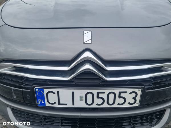 Citroën DS5 e-HDi 110 EGS6 SoChic - 12