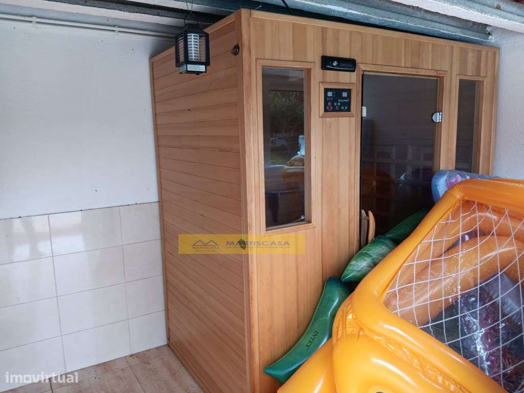 MORADIA DE LUXO V3 COM PISCINA e QUINTA- TERRUGEM-42