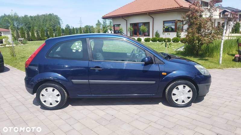 Ford Fiesta 1.4 Ambiente - 4