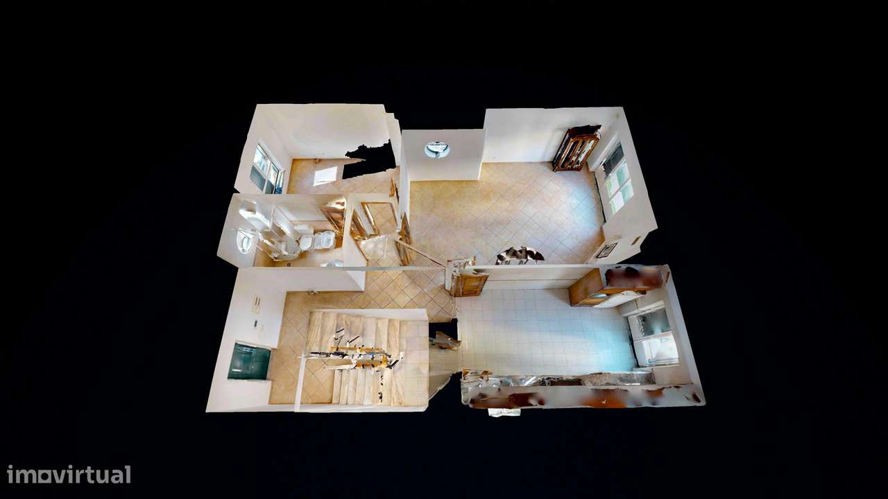 Moradia T4 em Alverca, com Jardim e Garagem-25
