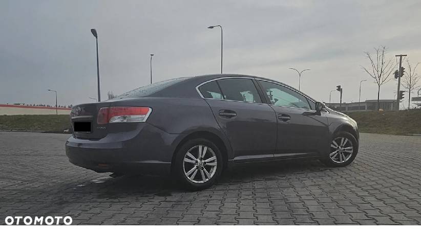 Toyota Avensis 2.0 D-4D 2010 - 2