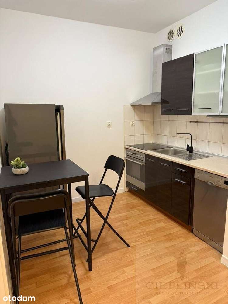 mieszkanie w apartamentowcu z balkonem-7